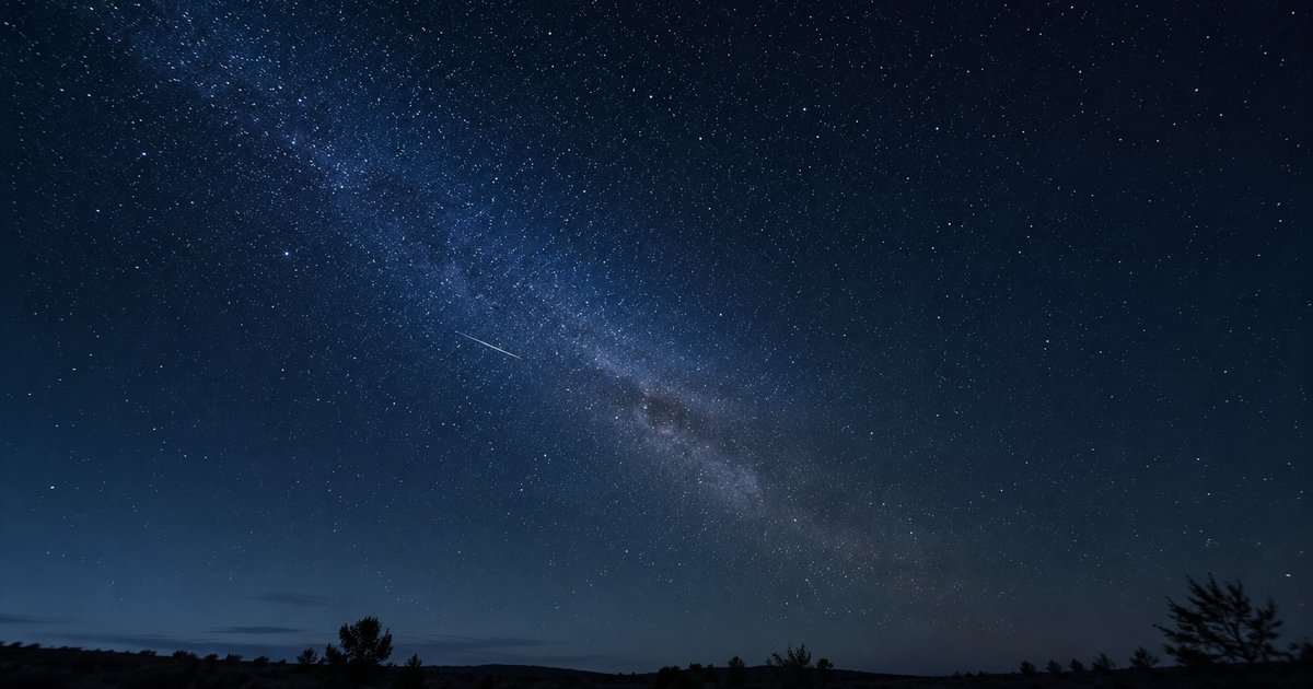 ペルセウス座流星群はなぜ毎年同じ日に来る？ 流れ星の正体と2026年の見頃